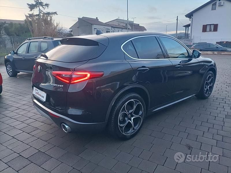 Usata Alfa Romeo Stelvio Ti 210 CV (154 kW) 2021 Nero SUV
