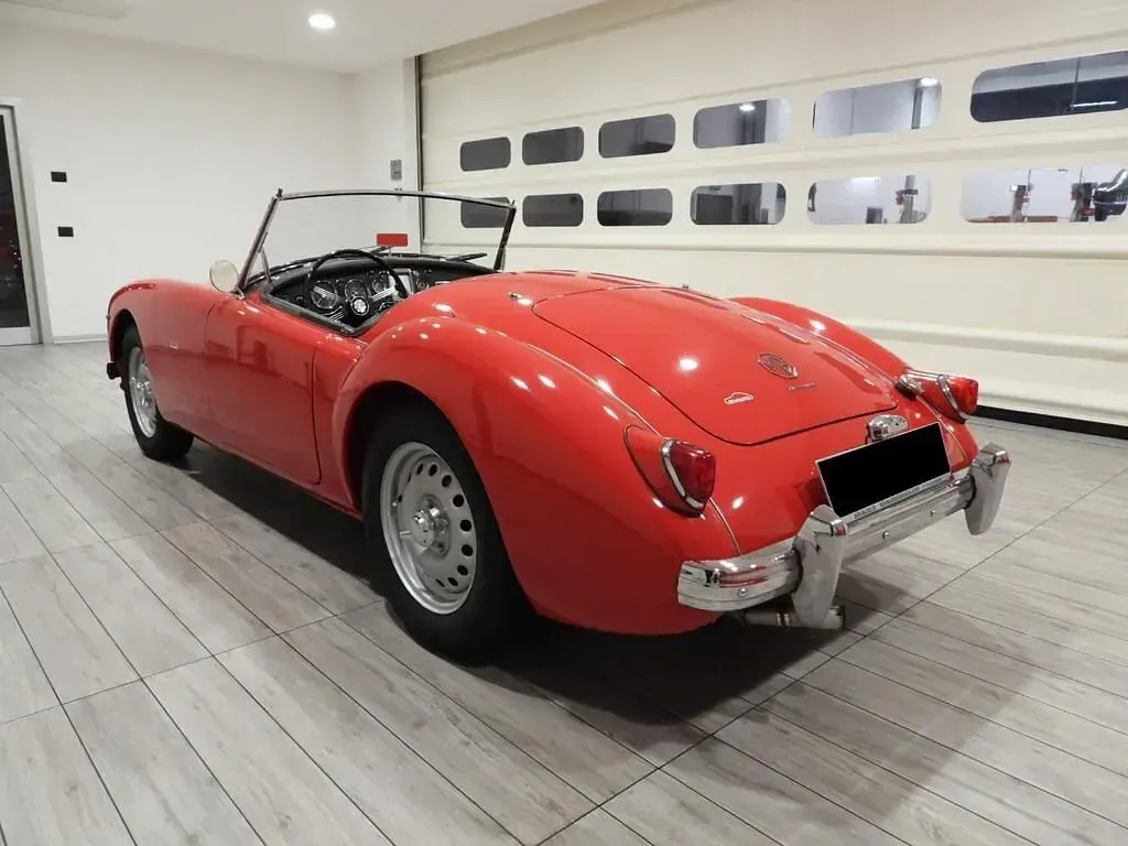 Usata MG 1600 111 CV (81 kW) 1959 Rosso Coupé