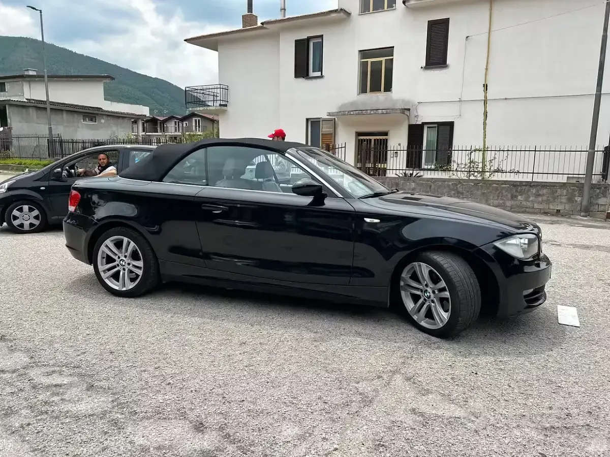 Usata BMW 120 Cabriolet 177 CV (130 kW) 2008 Nero Cabrio