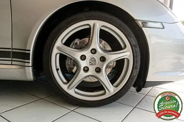 Usata Porsche 997 324 CV (238 kW) 2007 Argento Cabrio
