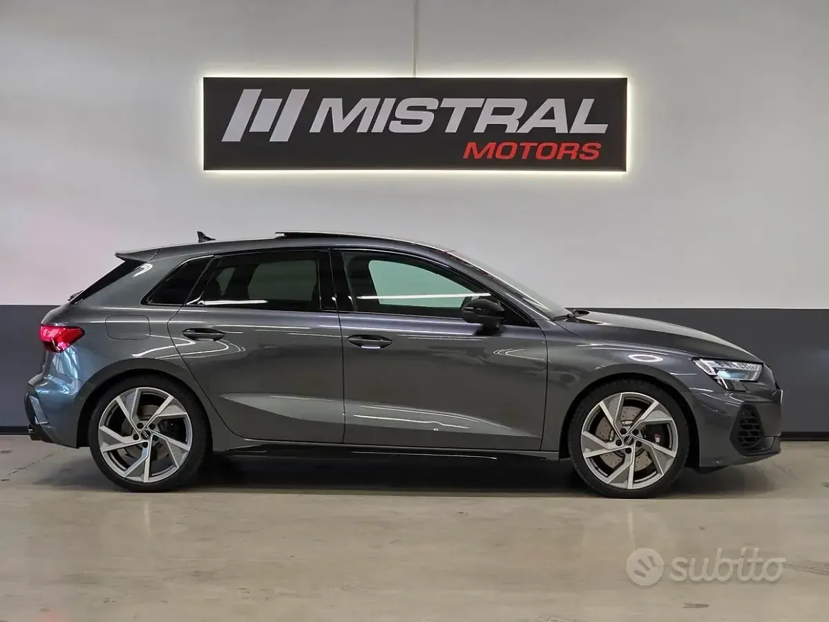 Usata Audi S3 Ambiente 333 CV (244 kW) 2025 Grigio Berlina