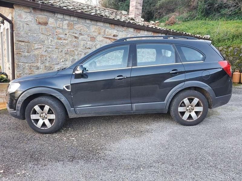 Usata Chevrolet Captiva LT 136 CV (100 kW) 2009 Nero SUV