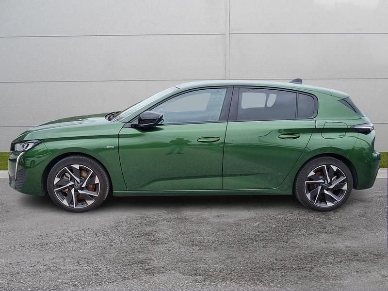 Usado Peugeot 308 Allure 150 CV (110 kW) 2023 Verde Berlina