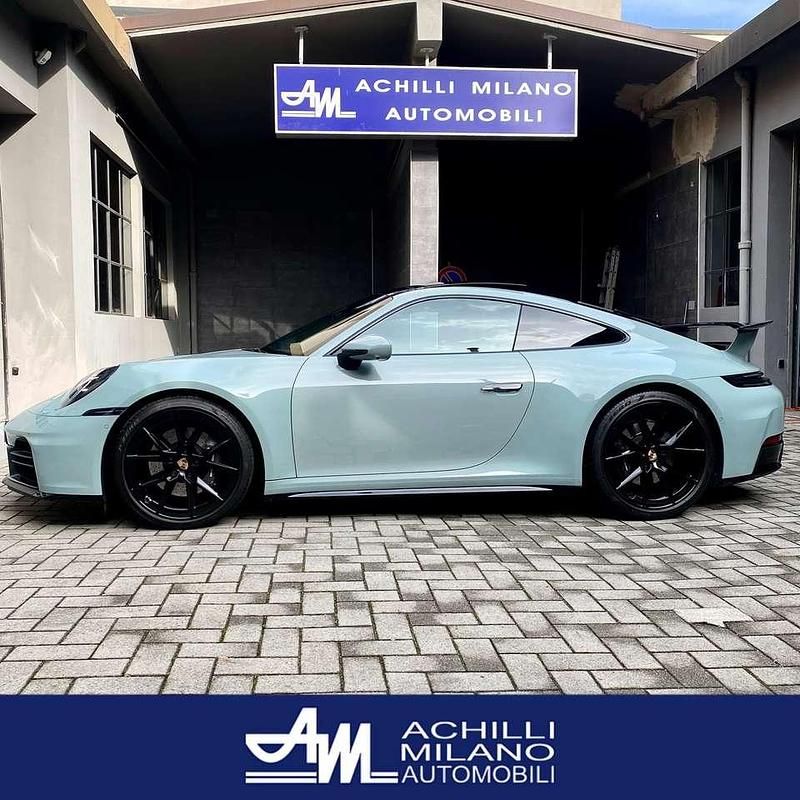 Usata Porsche 911 Carrera 394 CV (289 kW) 2025 Shade green Coupé