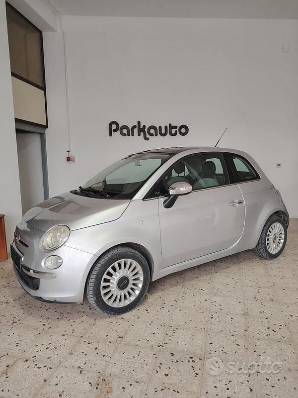 Usata Fiat 500 Lounge 69 CV (50 kW) 2012 Argento Berlina
