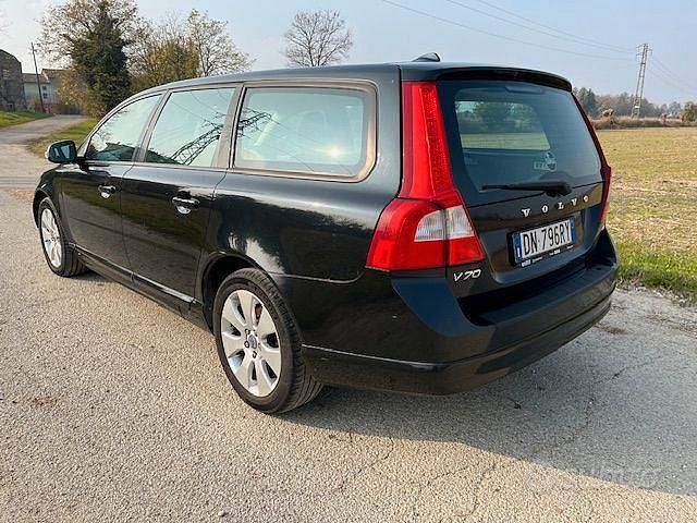 Usata Volvo V70 185 CV (136 kW) 2008 Nero Station wagon
