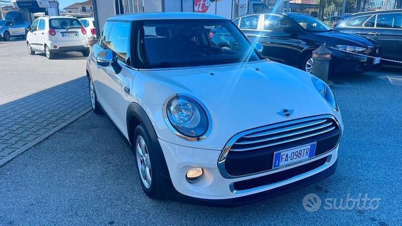 Usata Mini One D 95 CV (69 kW) 2014 Beige Utilitaria
