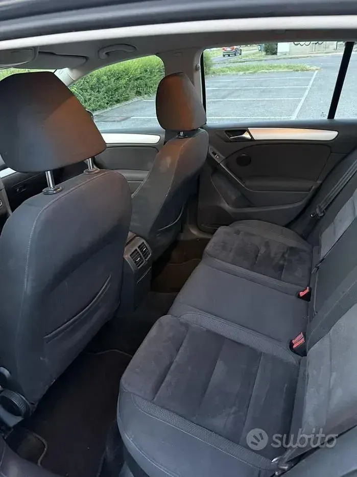 Usata VW Golf VI 105 CV (77 kW) 2010 Grigio Utilitaria