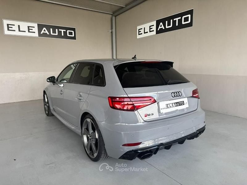 Usata Audi RS3 400 CV (294 kW) 2020 Gray Berlina