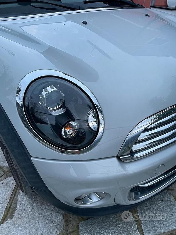Usata Mini Cooper D 112 CV (82 kW) 2012 Grigio Utilitaria