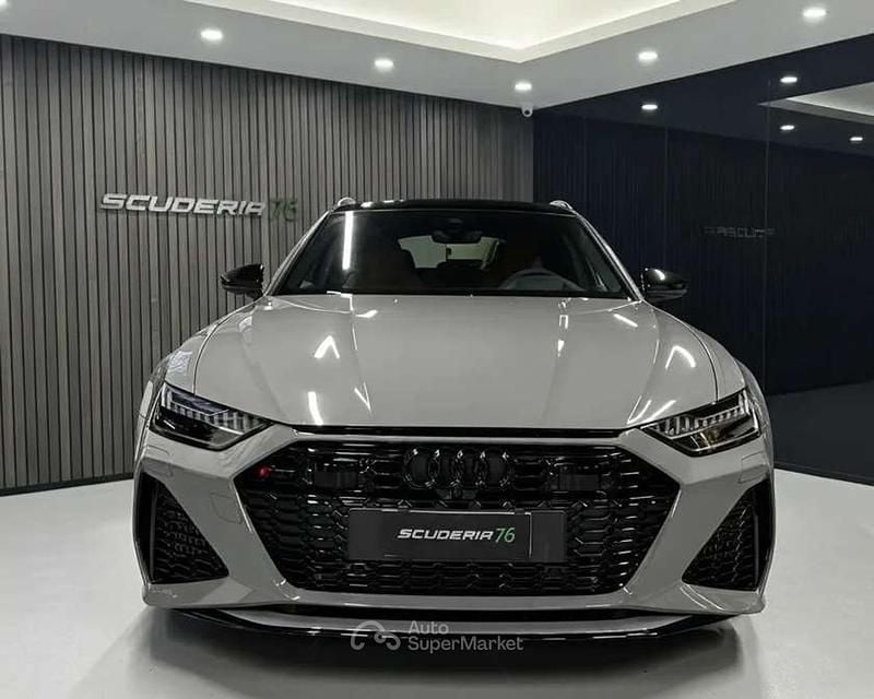 Usata Audi RS6 Performance 630 CV (463 kW) 2024 Gray Station wagon