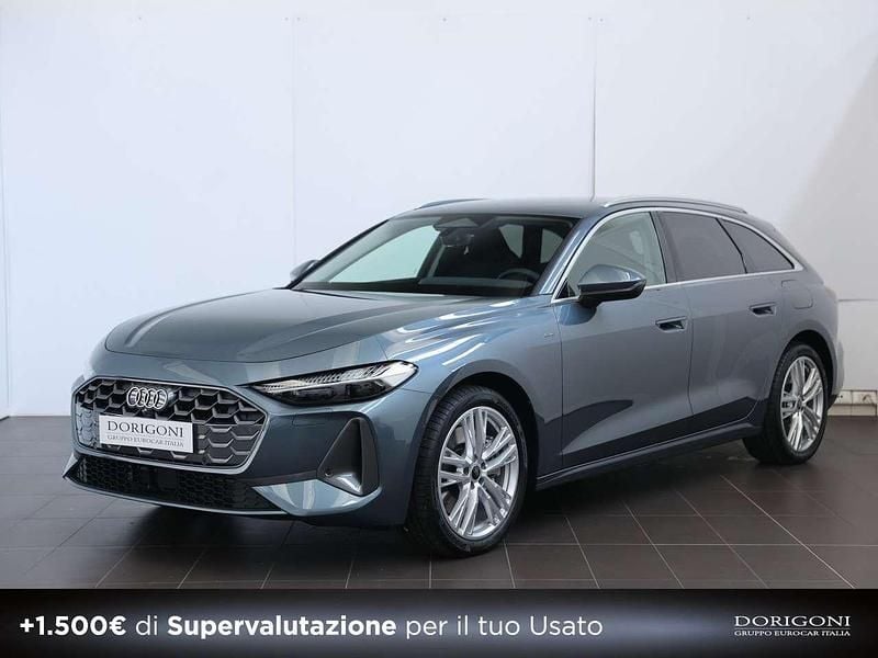 Usata Audi A5 Advanced 299 CV (219 kW) 2025 Blu orizzonte metallizzato Coupé