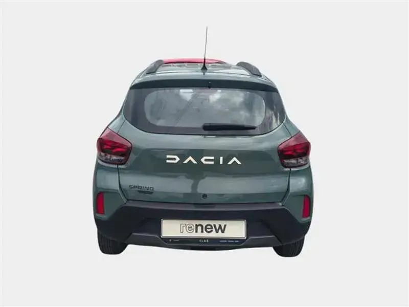 Usata Dacia Spring Expression 33 kW (45 CV) 2023 Verde scuro Utilitaria