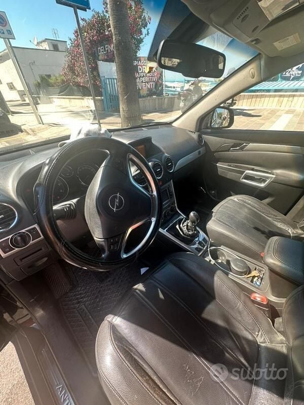 Usata Opel Antara 2011 Nero SUV