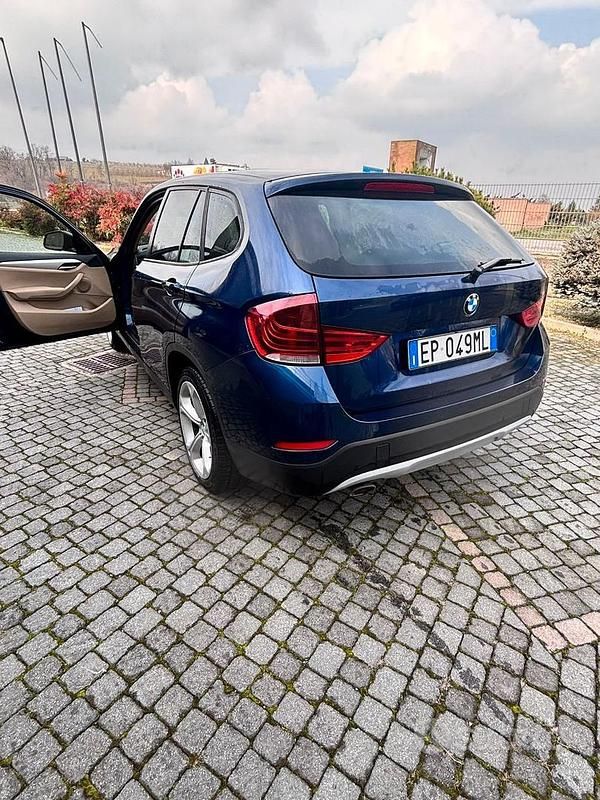 Usata BMW X1 143 CV (105 kW) 2013 Blu SUV