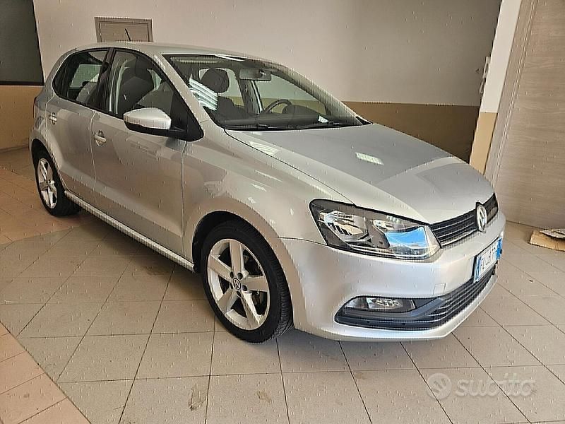 Usata VW Polo Trendline 75 CV (55 kW) 2017 Grigio Berlina
