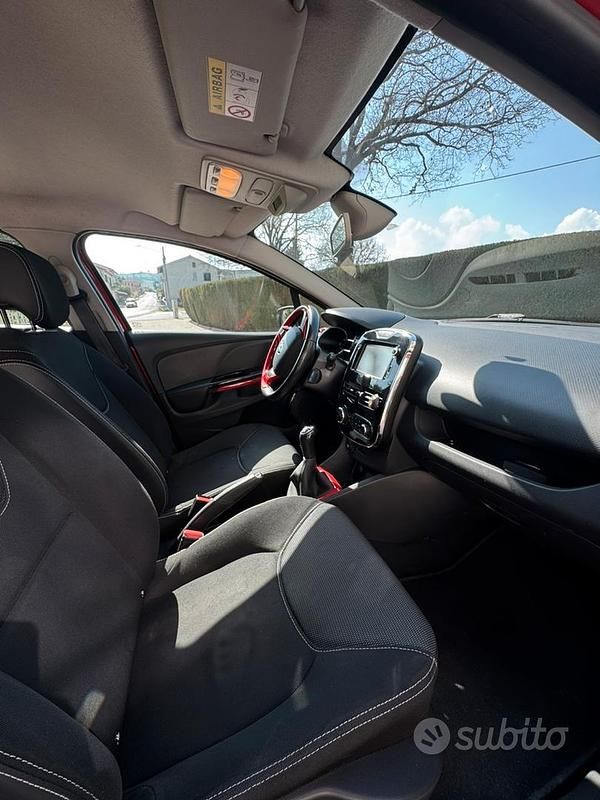 Usata Renault Clio IV 75 CV (55 kW) 2013 Rosso Berlina