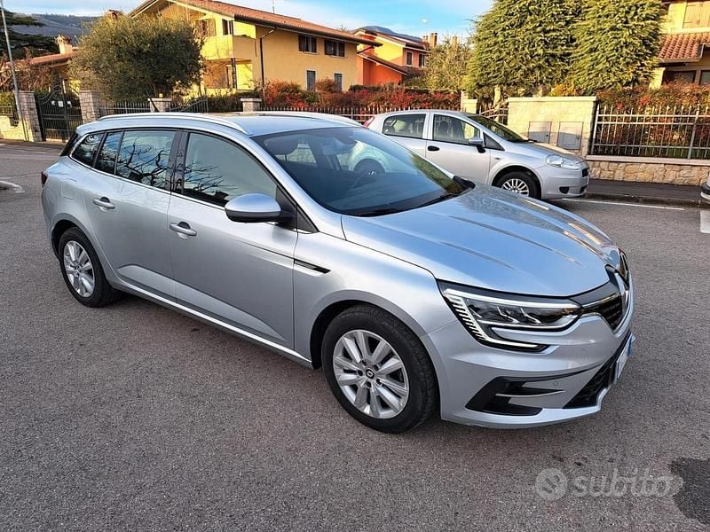 Usata Renault Mégane GrandTour Equilibre 115 CV (84 kW) 2022 Grigio Station wagon