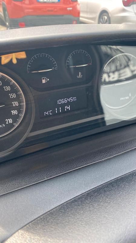 Usata Lancia Ypsilon Gold 95 CV (69 kW) 2018 Bianco Utilitaria