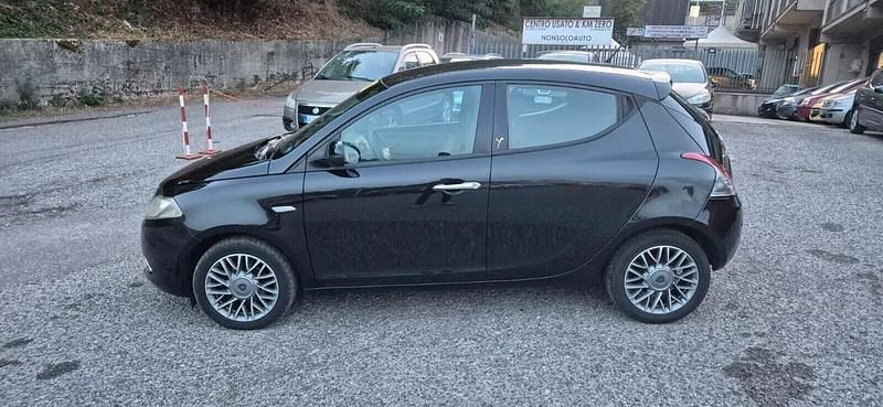 Usata Lancia Ypsilon S 95 CV (69 kW) 2011 Nero Utilitaria
