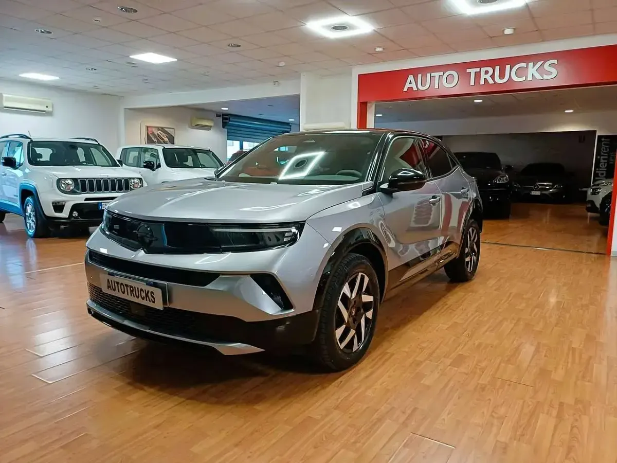 Usata Opel Mokka Edition 131 CV (96 kW) 2025 Grigio SUV
