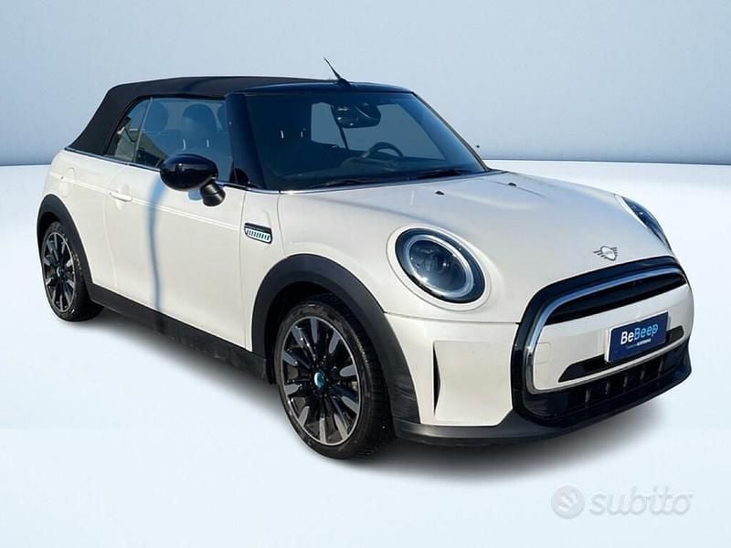 Usata Mini Cooper Cabriolet 135 CV (99 kW) 2023 Bianco Cabrio
