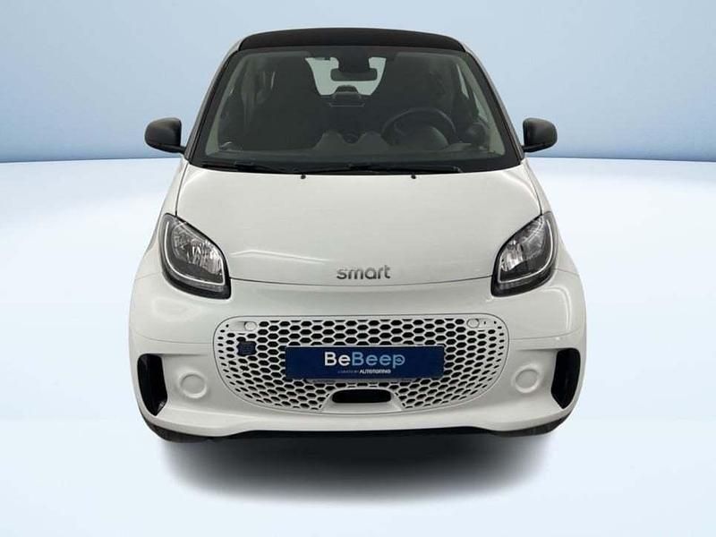 Usata Smart ForTwo Electric Drive Pure 59 kW (81 CV) 2021 Bianco pastello Berlina