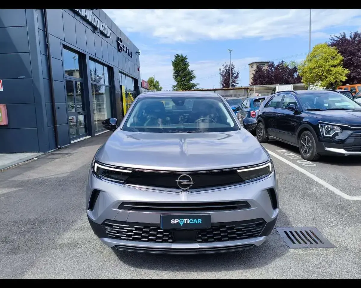 Usata Opel Mokka Edition 101 CV (74 kW) 2023 Argento SUV