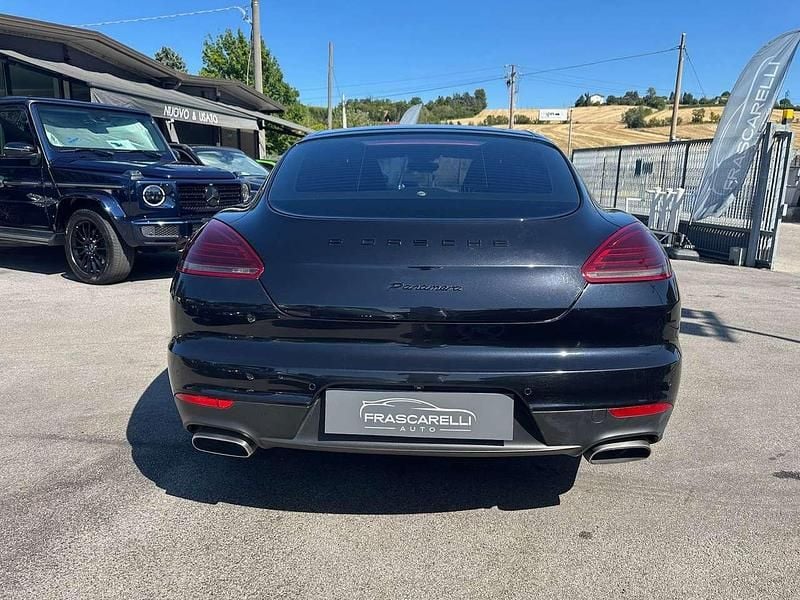 Usata Porsche Panamera 300 CV (220 kW) 2015 Nero jet metallizzato Berlina