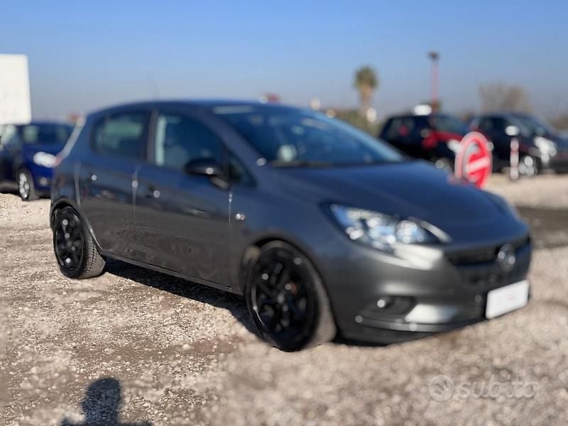 Usata Opel Corsa Edition 90 CV (66 kW) 2018 Grigio Coupé