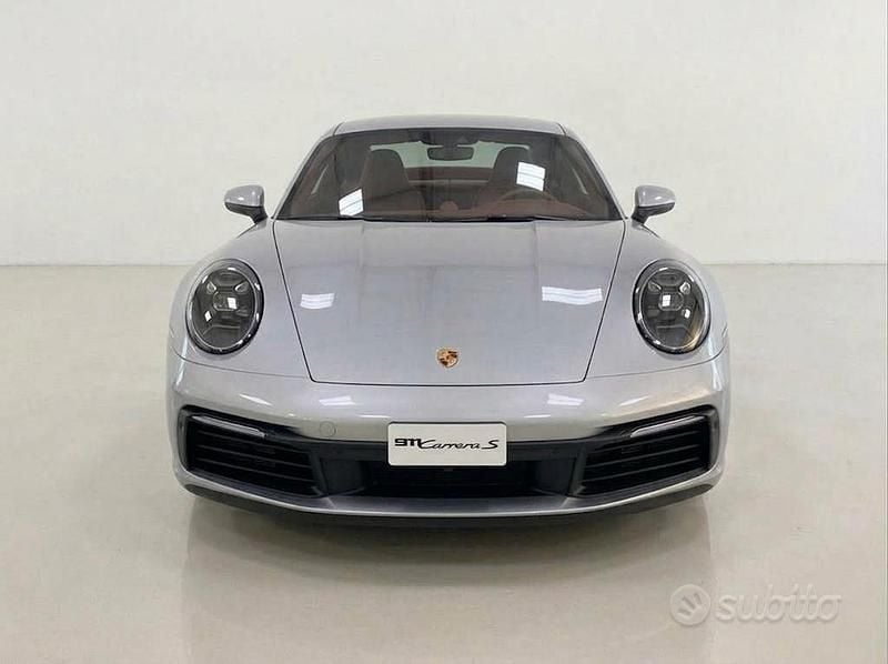 Usata Porsche 911 Carrera 4 385 CV (283 kW) 2020 Grigio Coupé