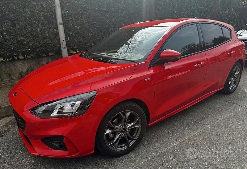 Usata Ford Focus ST-Line 125 CV (91 kW) 2022 Rosso Berlina