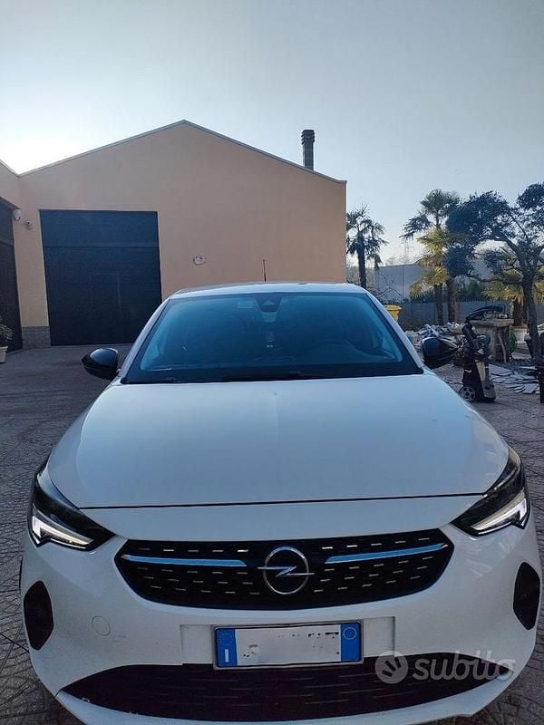 Usata Opel Corsa-e 2022 Bianco Utilitaria