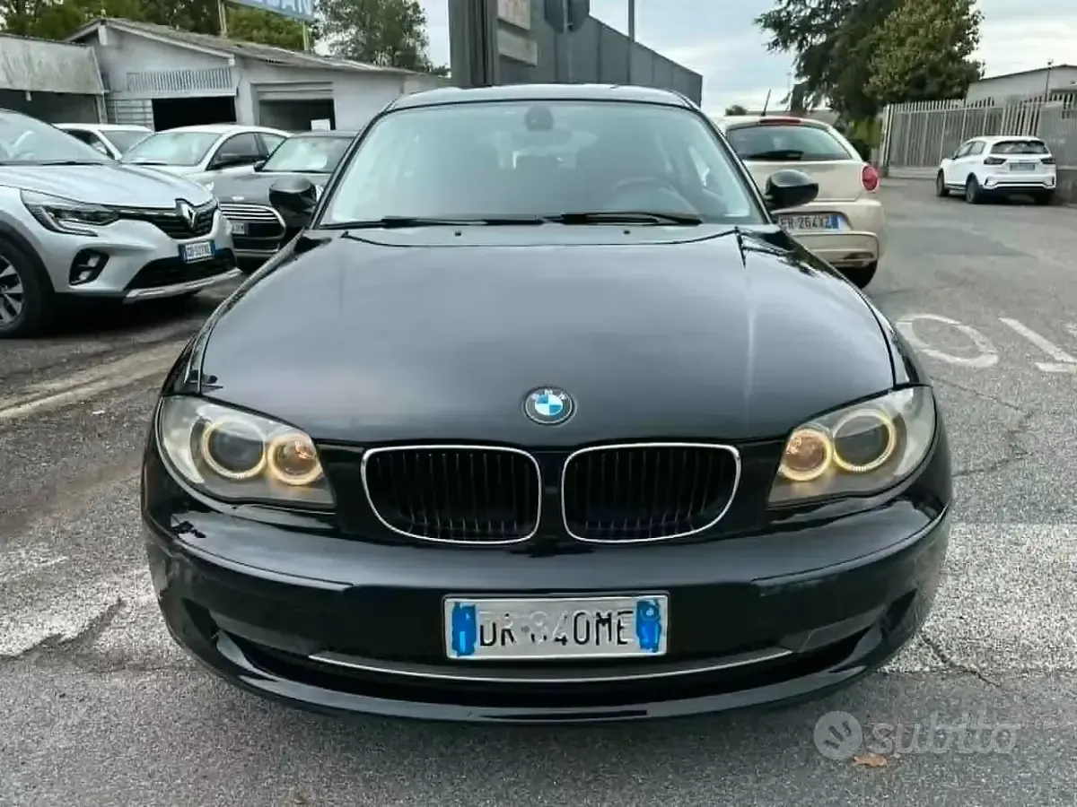 Gebraucht BMW 120 177 PS (130 kW) 2008 Schwarz Kleinwagen