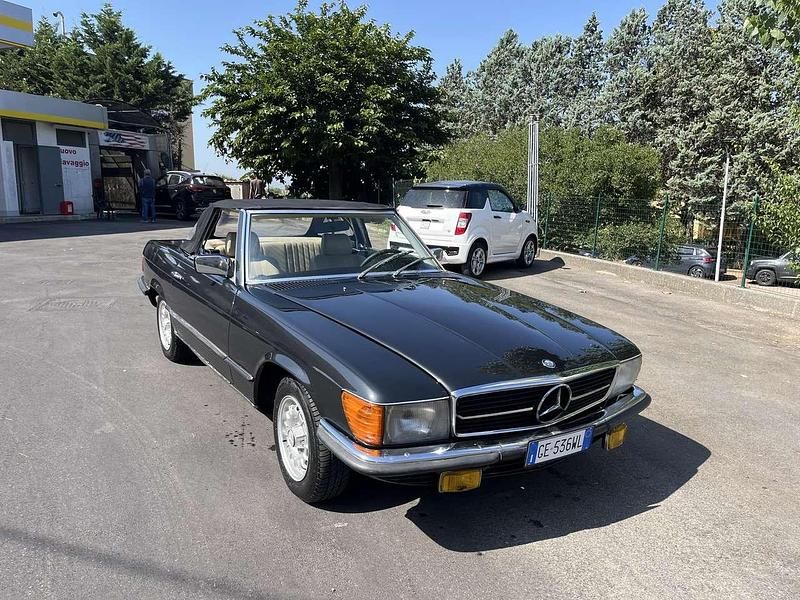 Usata Mercedes SL280 185 CV (136 kW) 1983 Nero Cabrio
