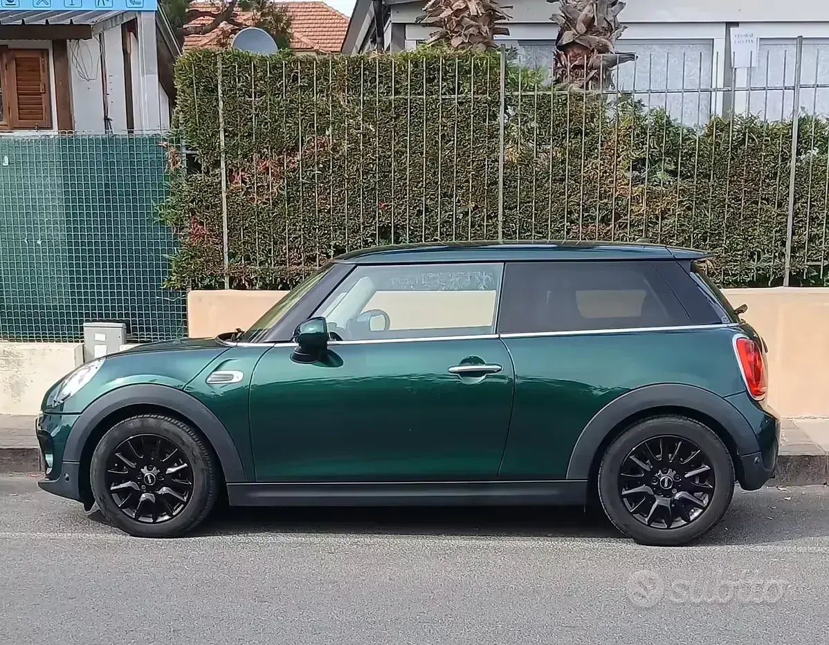 Usata Mini One D 95 CV (69 kW) 2017 Verde Utilitaria