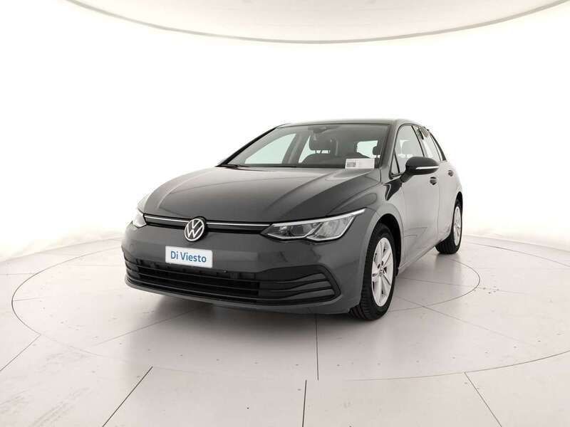 B0 dolphin grey metallizzato Usata 2021 VW Golf VIII Life Tre volumi | 17.500 € (Ottimo prezzo) - Immagine 1/4