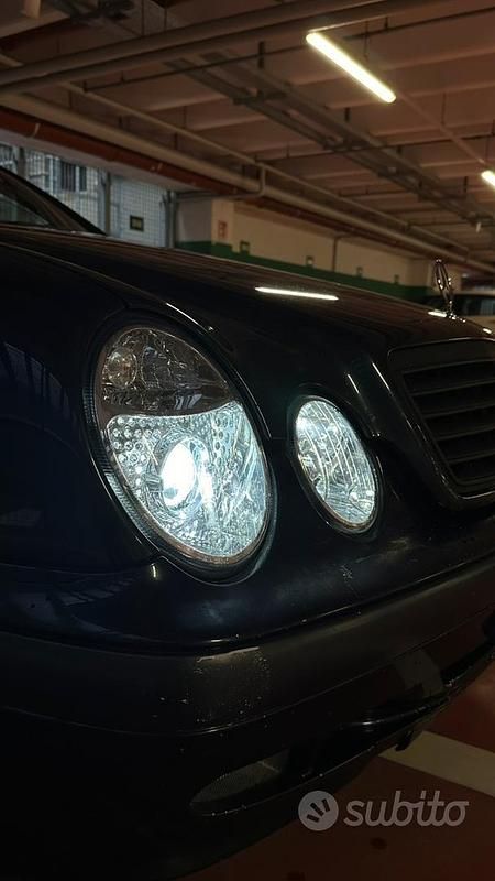 Usata Mercedes CLK200 192 CV (141 kW) 1997 Blu