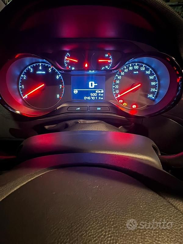 Usata Opel Crossland X 83 CV (61 kW) 2020 Rosso SUV