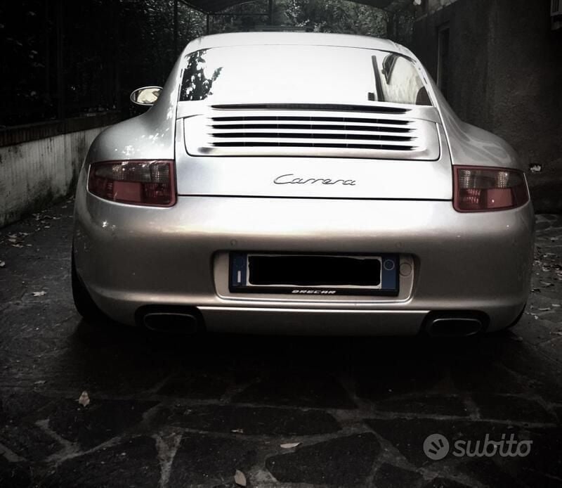 Usata Porsche 997 325 CV (239 kW) 2004 Grigio Coupé