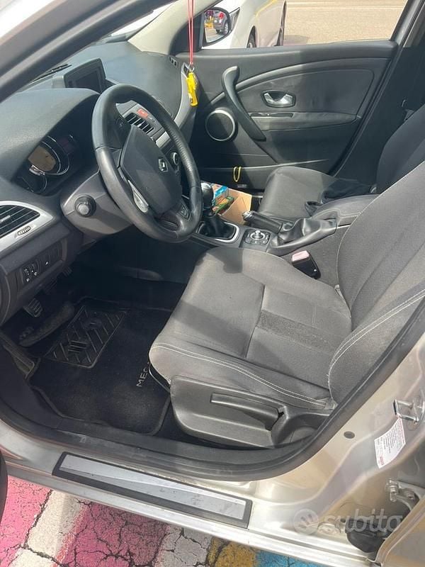 Usata Renault Mégane III 98 CV (72 kW) 2009 Utilitaria