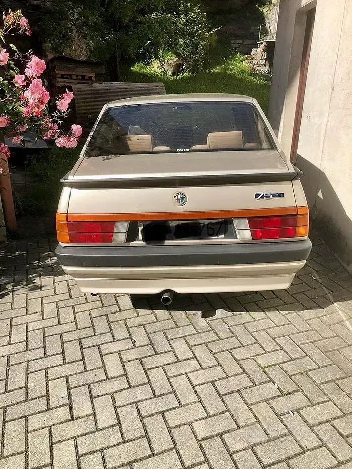 Usata Alfa Romeo 75 1988 Berlina