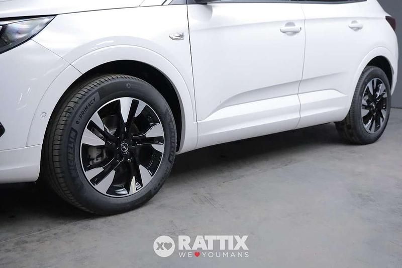 Käytetty Opel Grandland X Business Elegance 131 HP (96 kW) 2023 Valkoinen Katumaasturi