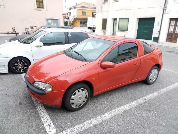 Opel tigra 1998