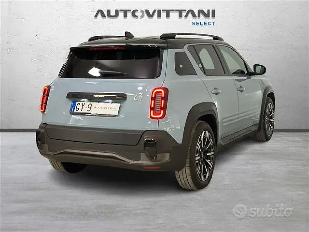 Usata Renault 4 E-Tech Iconic 77 kW (106 CV) 2025 Blu SUV