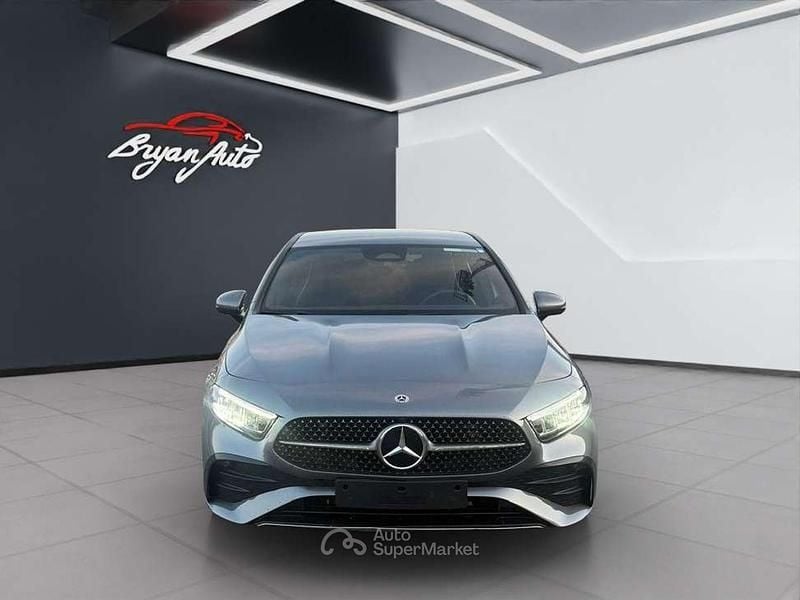 Usata Mercedes A180 AMG Line Premium 136 CV (100 kW) 2025 Other Berlina