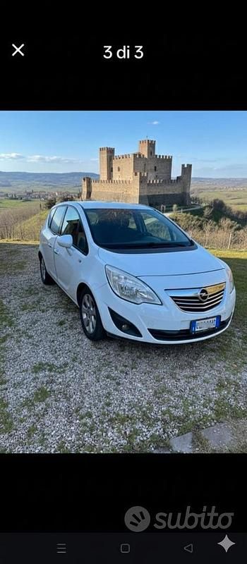 Usata Opel Meriva Cosmo 110 CV (80 kW) 2011 Bianco Monovolume