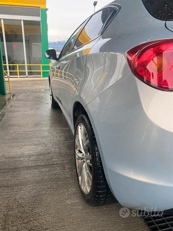 Usata Alfa Romeo Giulietta 150 CV (110 kW) 2016 Utilitaria