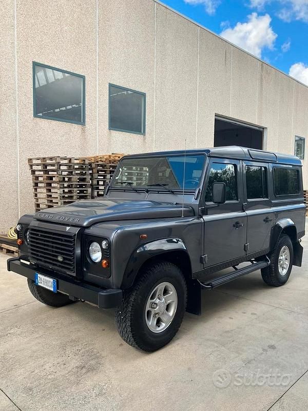 Usata Land Rover Defender 2013 Grigio SUV