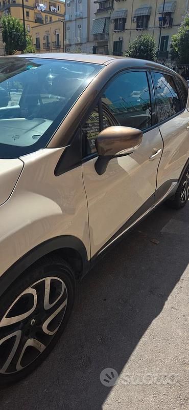 Usata Renault Captur 110 CV (80 kW) 2016 Bianco SUV